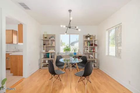 Dining - 3832 N 9th St, Phoenix, AZ 85014 photo 1 of 1
