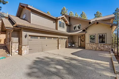 4220 S Lariat Loop, Flagstaff, AZ 86005