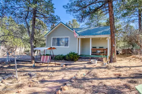 2185 Forest Park Dr, Overgaard, AZ 85933