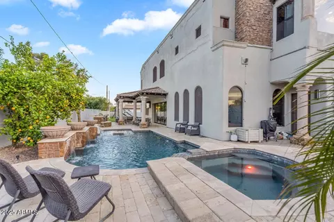 Exterior - 3675 N 59th Pl, Phoenix, AZ 85018 photo 12 of 19