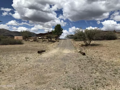 18466 S Peeples Valley Rd #25, Peeples Valley, AZ 86332 photo 5