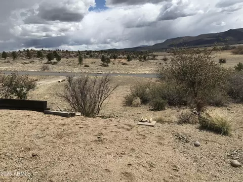 18466 S Peeples Valley Rd #25, Peeples Valley, AZ 86332 photo 11