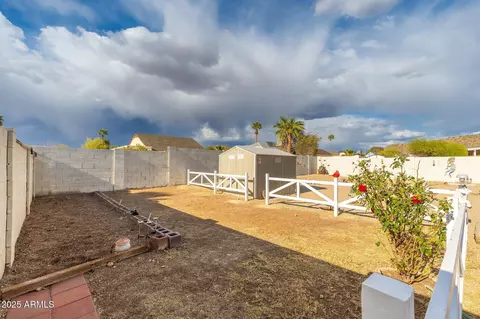 1314 E Wickieup Ln, Phoenix, AZ 85024 photo 26