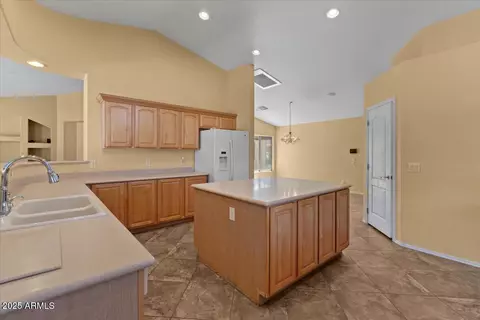 Kitchen - 5410 E Gable Ave, Mesa, AZ 85206 photo 4 of 5