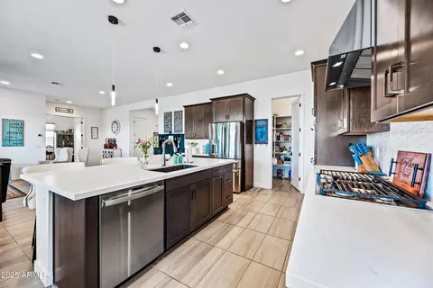 830 E Buist Ave, Phoenix, AZ 85042 photo 9