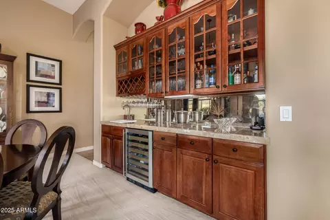 Dining - 1607 W Pearce Rd, Phoenix, AZ 85041 photo 3 of 4