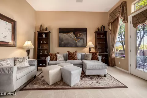 Living - 1607 W Pearce Rd, Phoenix, AZ 85041 photo 1 of 4
