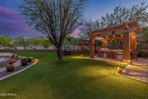 Exterior - 1607 W Pearce Rd, Phoenix, AZ 85041 photo 9 of 15