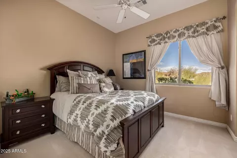 Bedroom - 1607 W Pearce Rd, Phoenix, AZ 85041 photo 4 of 4
