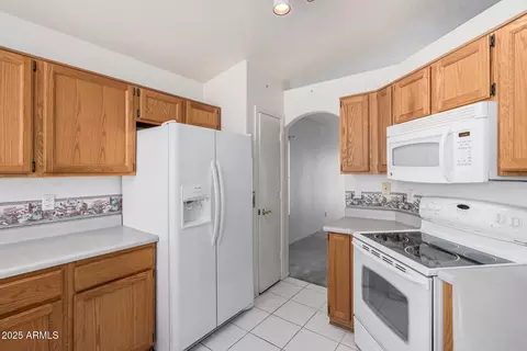 Kitchen - 3349 E Lavey Ln, Phoenix, AZ 85032 photo 1 of 3