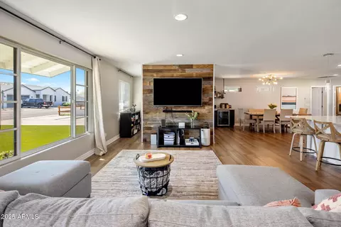 3630 N 39th St, Phoenix, AZ 85018 photo 9