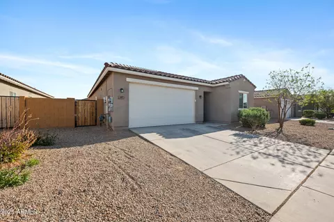 697 E Ruby Dr, Casa Grande, AZ 85122 photo 2