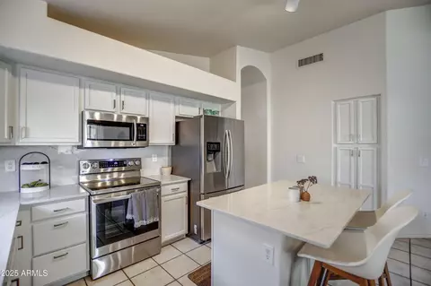 4350 E Abraham Ln, Phoenix, AZ 85050 photo 10