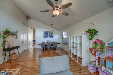 4350 E Abraham Ln, Phoenix, AZ 85050 photo 4