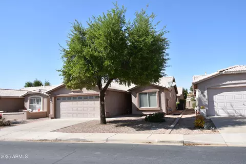1384 E Las Colinas Dr, Chandler, AZ 85249