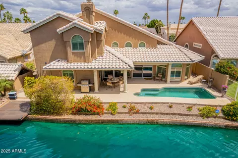 518 S Bay Shore Blvd, Gilbert, AZ 85233