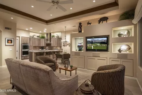 6887 E Thirsty Cactus Ln, Scottsdale, AZ 85266