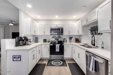 15252 N 100th St #1154, Scottsdale, AZ 85260