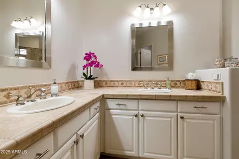 Bath - 4550 E Donato Dr, Gilbert, AZ 85298 photo 1 of 5