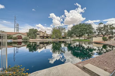 514 E Vaughn Ave, Gilbert, AZ 85234 photo 16