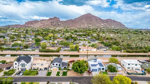 View/Area - 4418 E Montecito Ave, Phoenix, AZ 85018 photo 6 of 13