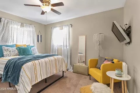 Bedroom - 4418 E Montecito Ave, Phoenix, AZ 85018 photo 1 of 3