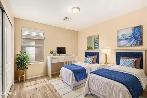 6334 S 37th Ln, Phoenix, AZ 85041 photo 20