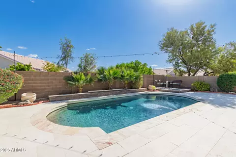 1613 W Sparrow Dr, Chandler, AZ 85286