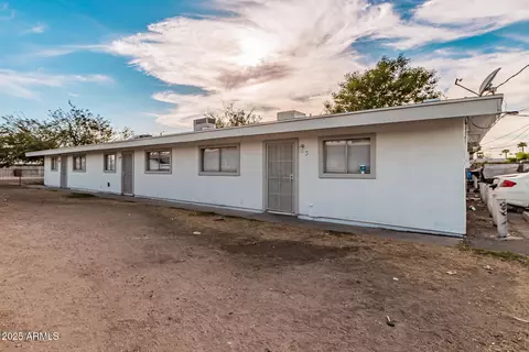 2206 W Heatherbrae Dr, Phoenix, AZ 85015