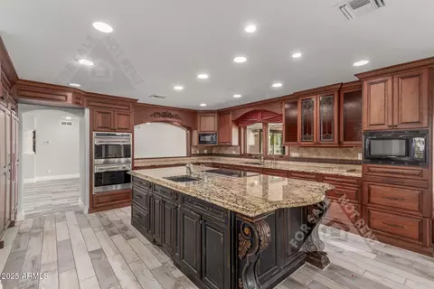 3413 Equestrian Trl, Phoenix, AZ 85044 photo 3