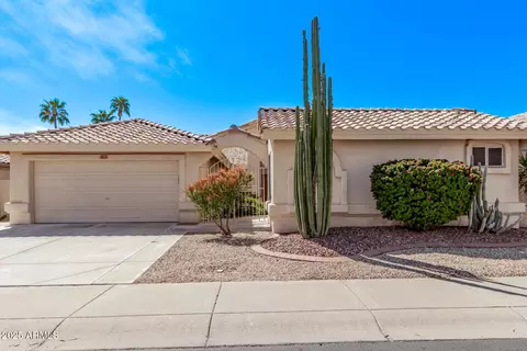 14207 W Kiowa Trl, Surprise, AZ 85374