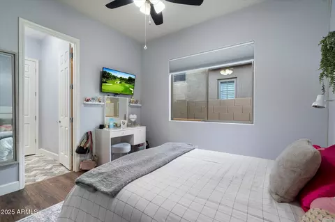 3841 E Patrick Ln, Phoenix, AZ 85050 photo 33