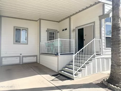 381 S Gypsum Dr, Apache Junction, AZ 85119 photo 4