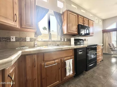 381 S Gypsum Dr, Apache Junction, AZ 85119 photo 40
