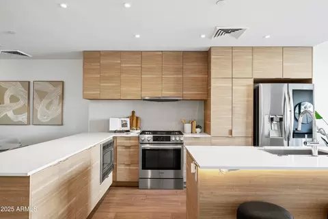 Kitchen - 2300 E Campbell Ave #106, Phoenix, AZ 85016 photo 3 of 5