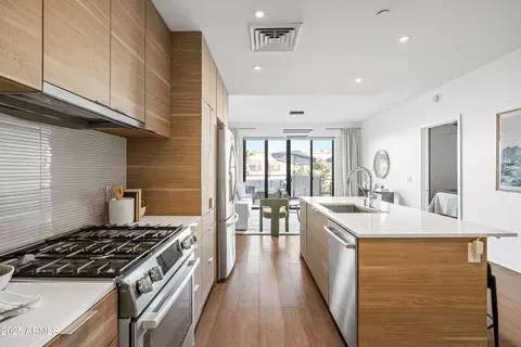 Kitchen - 2300 E Campbell Ave #106, Phoenix, AZ 85016 photo 1 of 5