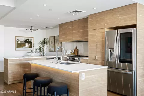 Kitchen - 2300 E Campbell Ave #106, Phoenix, AZ 85016 photo 4 of 5
