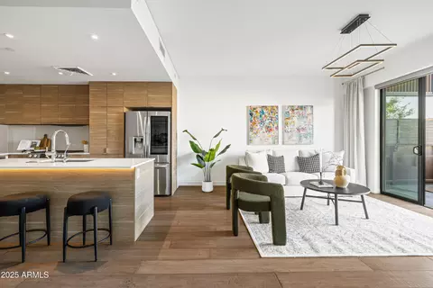 2300 E Campbell Ave #106, Phoenix, AZ 85016