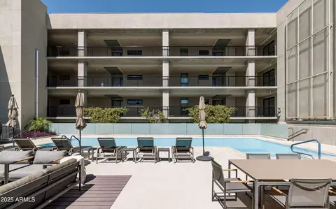 Exterior - 2300 E Campbell Ave #106, Phoenix, AZ 85016 photo 3 of 8
