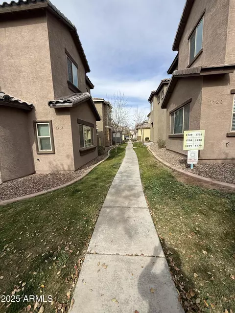 1734 W Pollack St, Phoenix, AZ 85041 photo 3