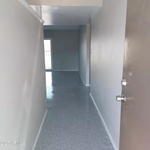 Entry Way - 2202 W Heatherbrae Dr, Phoenix, AZ 85015 photo 2 of 2