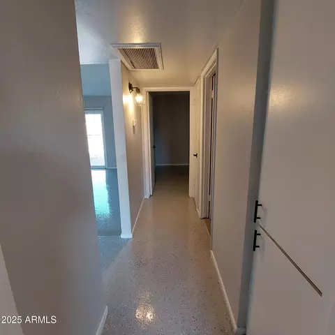 Entry Way - 2202 W Heatherbrae Dr, Phoenix, AZ 85015 photo 1 of 2