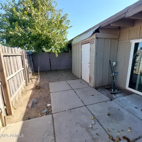 Exterior - 2202 W Heatherbrae Dr, Phoenix, AZ 85015 photo 1 of 1