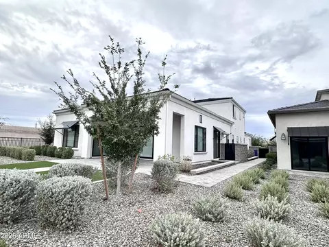 Exterior - 2725 E Derringer Ct, Gilbert, AZ 85297 photo 5 of 10