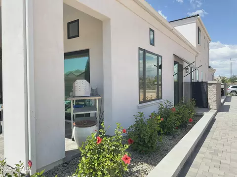 Exterior - 2725 E Derringer Ct, Gilbert, AZ 85297 photo 6 of 10