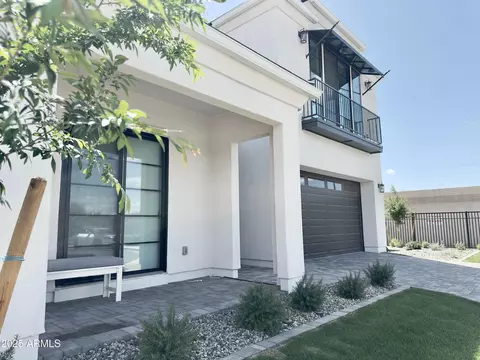 Exterior - 2725 E Derringer Ct, Gilbert, AZ 85297 photo 3 of 10