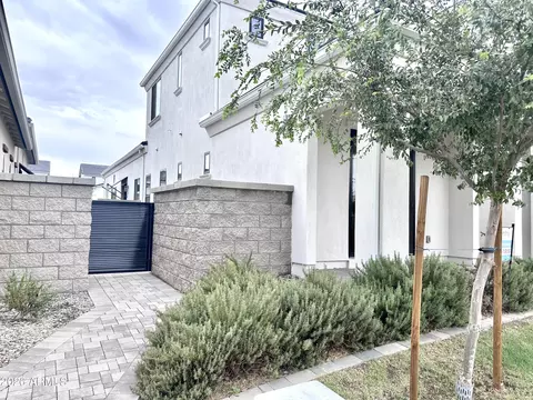 Exterior - 2725 E Derringer Ct, Gilbert, AZ 85297 photo 3 of 10