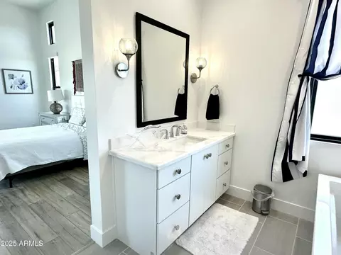 Bath - 2725 E Derringer Ct, Gilbert, AZ 85297 photo 1 of 8