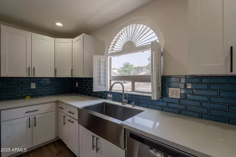 2714 E Valencia Dr, Phoenix, AZ 85042 photo 22