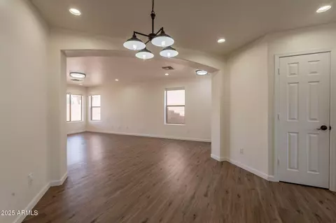 2714 E Valencia Dr, Phoenix, AZ 85042 photo 16